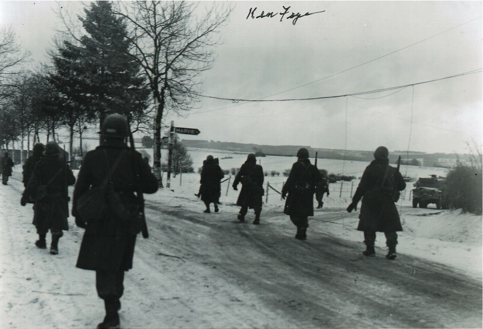 KENNETH FRYE 26TH INFANTRY DIVISION BATTLE OF THE BULGE VET RARE SIGNED Photo Poster painting