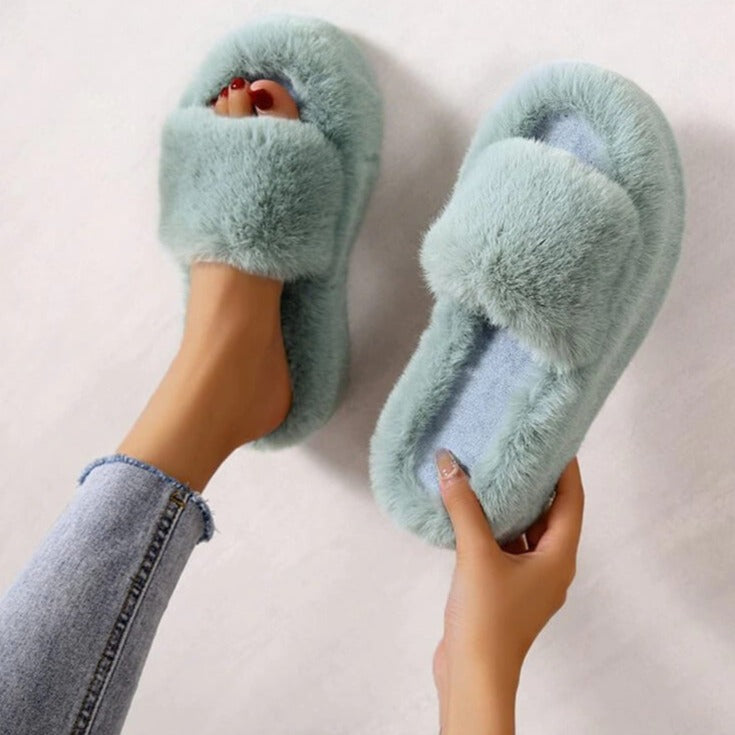 nordic_peace_Alicia_Faux_Fur_Slippers