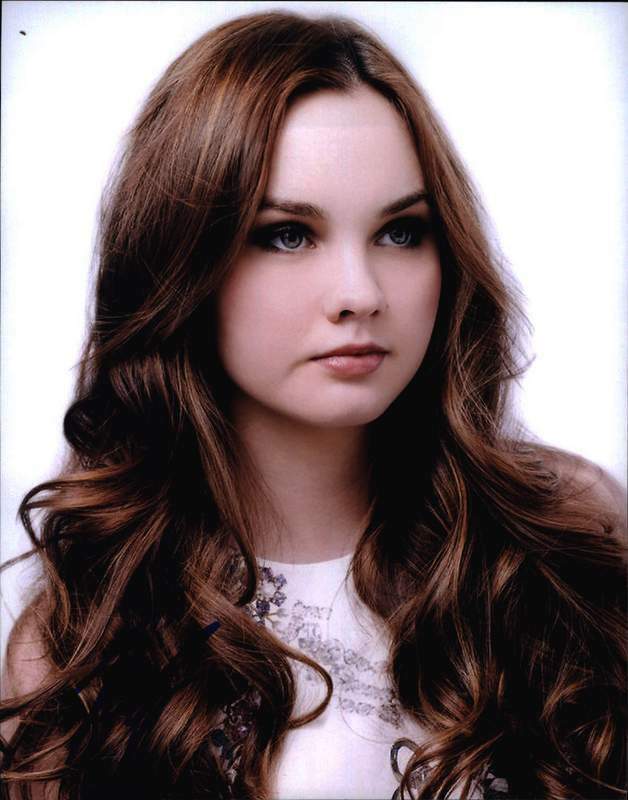 Liana Liberato authentic signed celebrity 8x10 Photo Poster painting W/Cert Autographed A0013