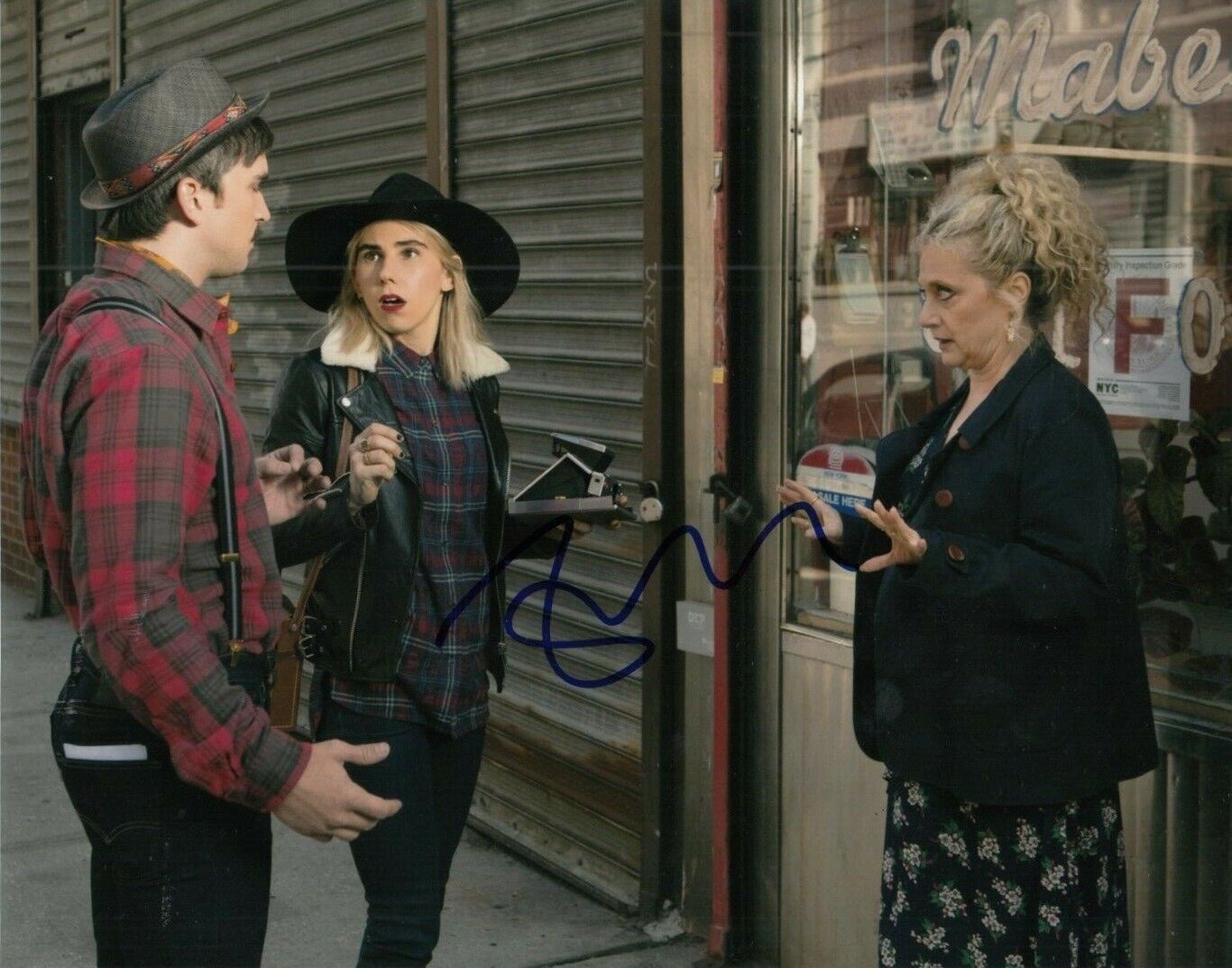 ZOSIA MAMET signed (UNBREAKABLE KIMMY SCHMIDT) TV SHOW 8X10 Photo Poster painting *SUE* W/COA