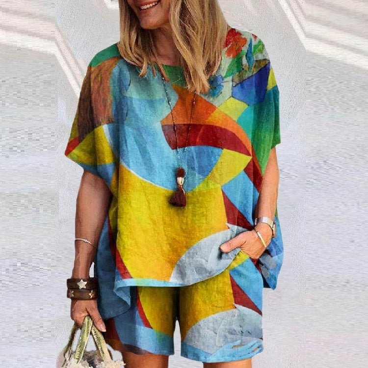 Showy Round Neck Print Two Piece Set