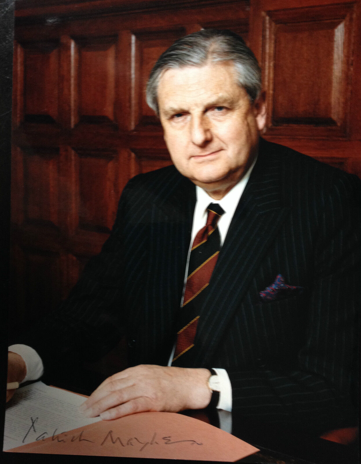 PATRICK MAYHEW - CONSERVATIVE POLITICIAN - SIGNED COLOUR Photo Poster paintingGRAPH