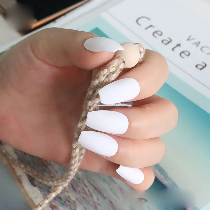 24pcs/set Black Round matte false nails Short Full Cover Frosted Ballerina Nail Tips Red small round oval fake nails art set-Nail Inspo