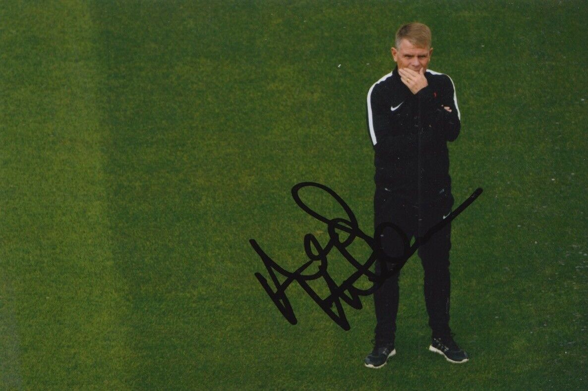 ANDY HESSENTHALER HAND SIGNED 6X4 Photo Poster painting - FOOTBALL AUTOGRAPH - LEYTON ORIENT 1.