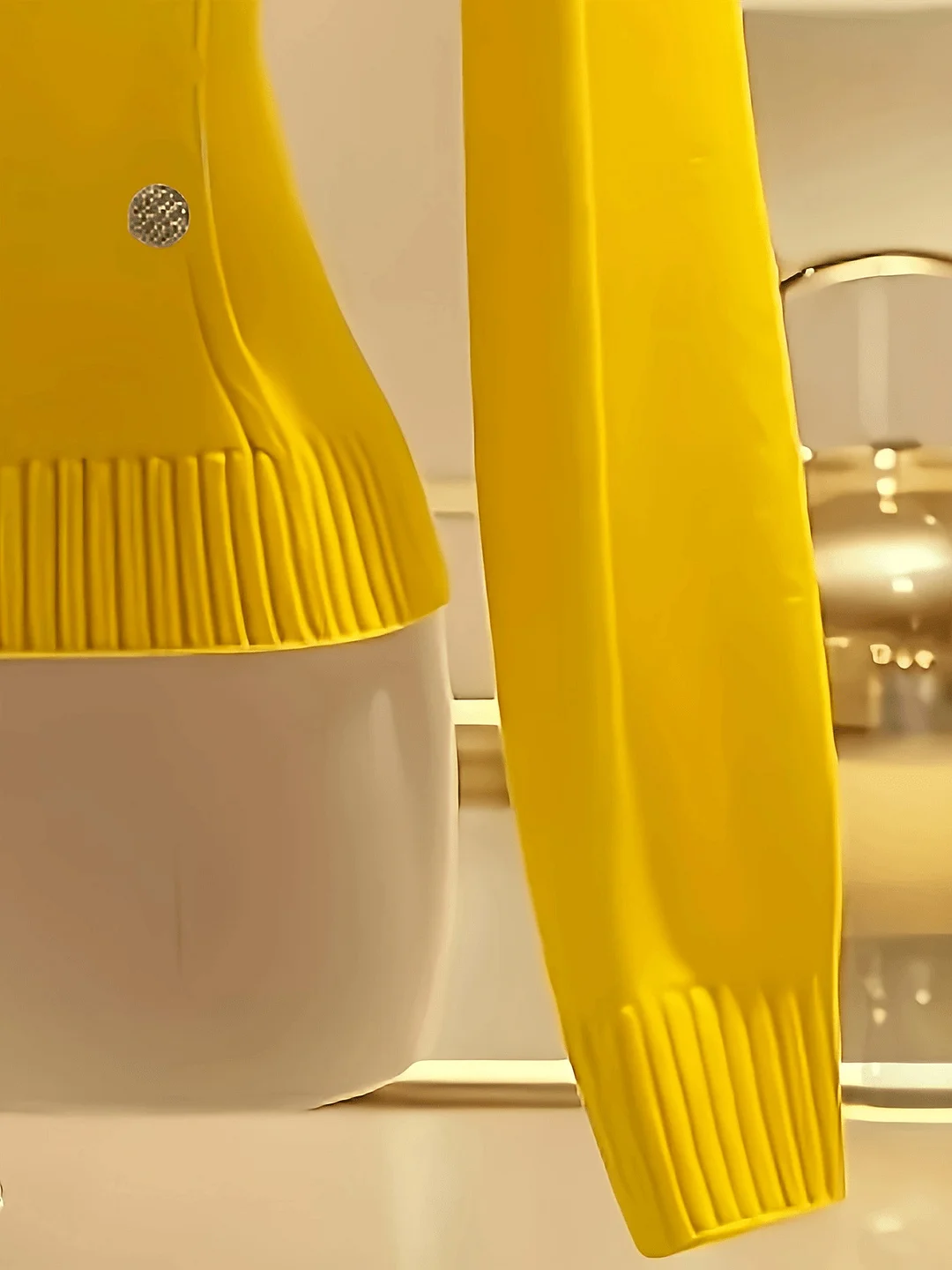 Nigikala Nigikala Big Collar Elegant Knitted Jersey Solid Color Front Row Fake Button