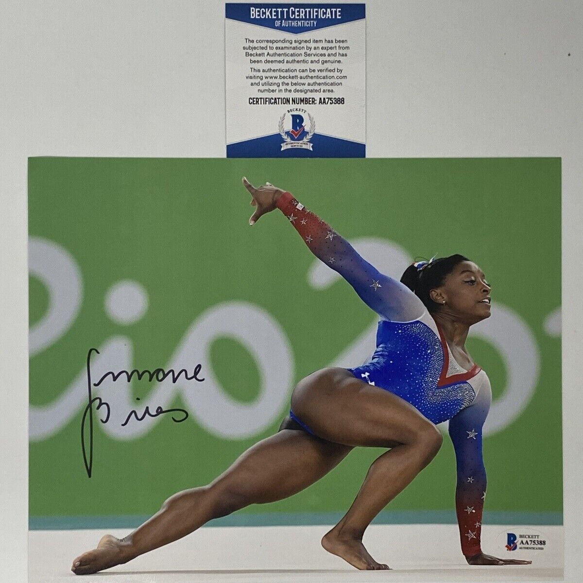 Autographed/Signed SIMONE BILES Olympic 8x10 Gymnastics Photo Poster painting Beckett BAS COA #9