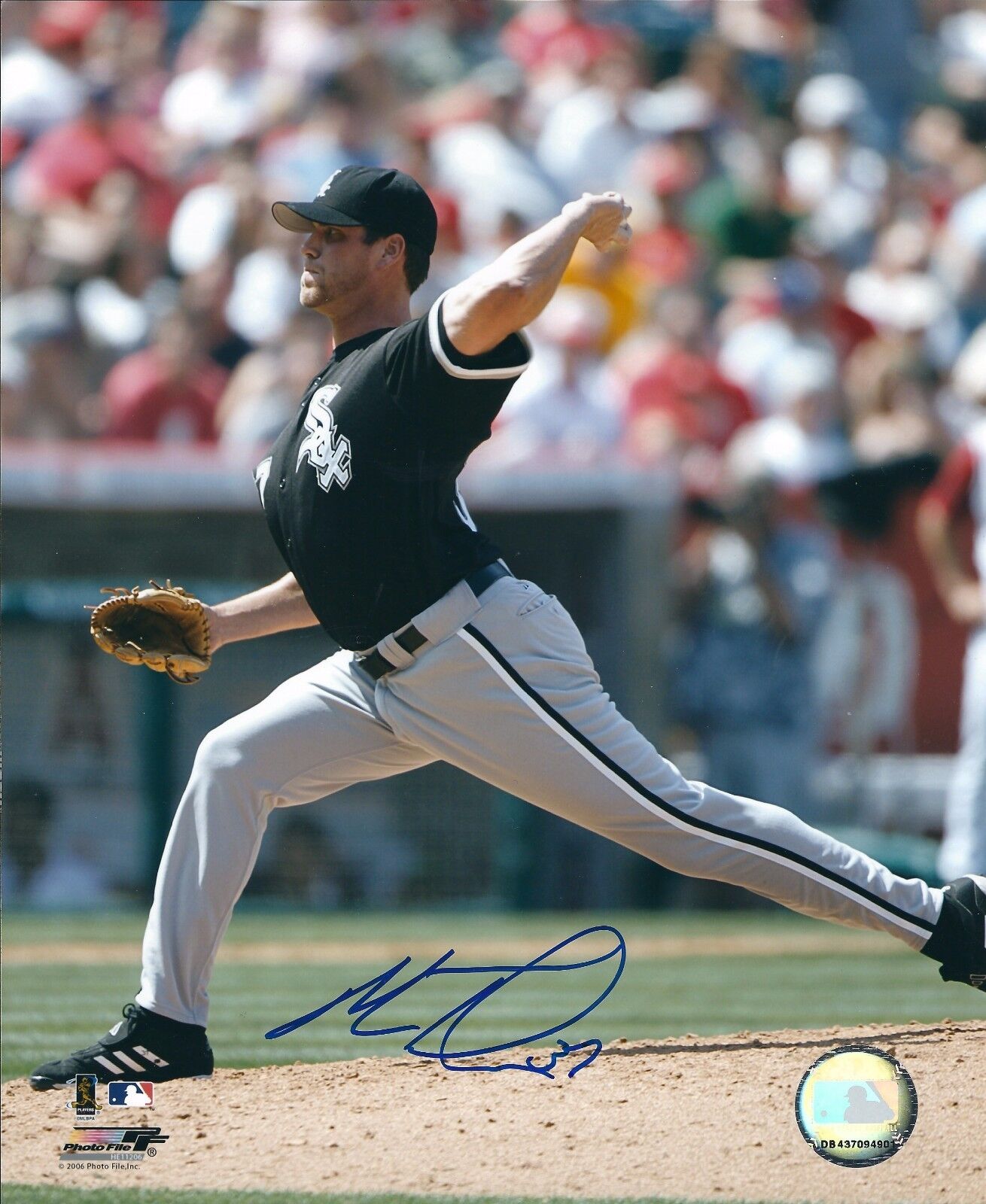 Signed 8x10 MATT THORNTON Chicago White Sox Autographed Photo Poster painting - COA