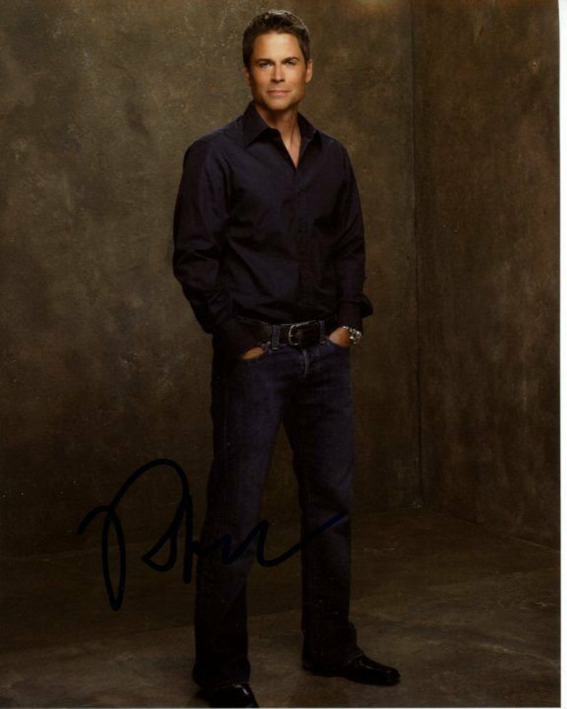 Rob lowe signed autographed brothers & sisters robert mccallister Photo Poster painting