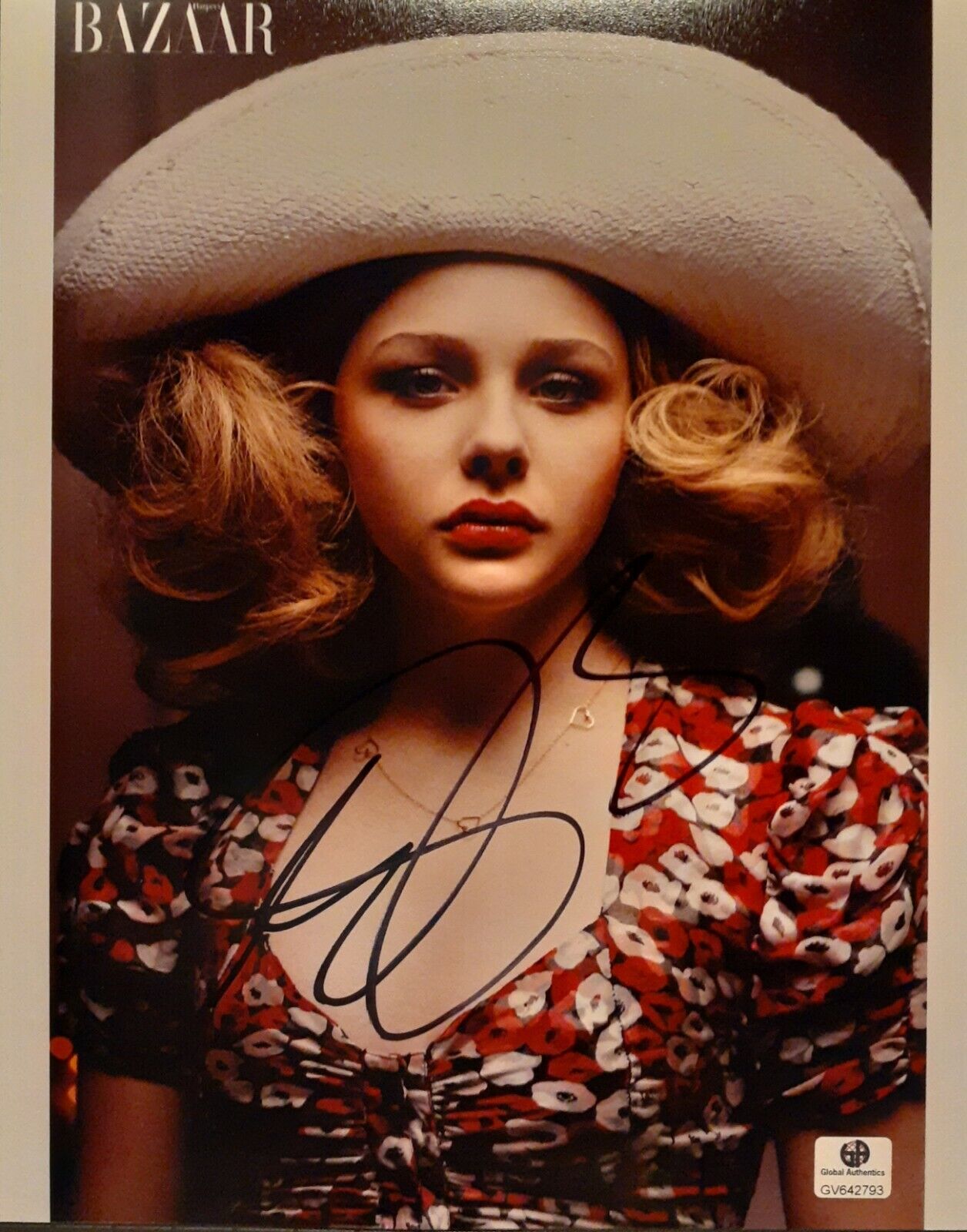 Chloe Moretz signed 8x10 COA GAI