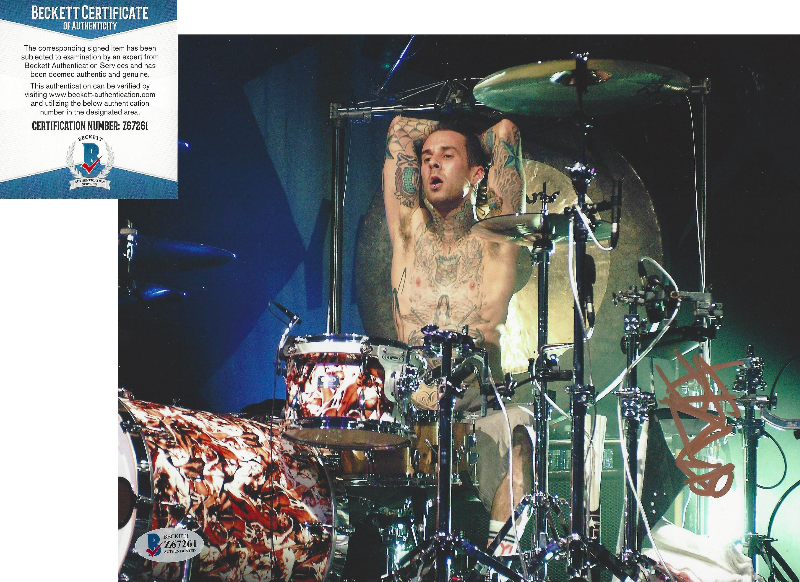 TRAVIS BARKER - BLINK 182 DRUMMER - SIGNED 8x10 Photo Poster painting DRUMS BECKETT COA BAS