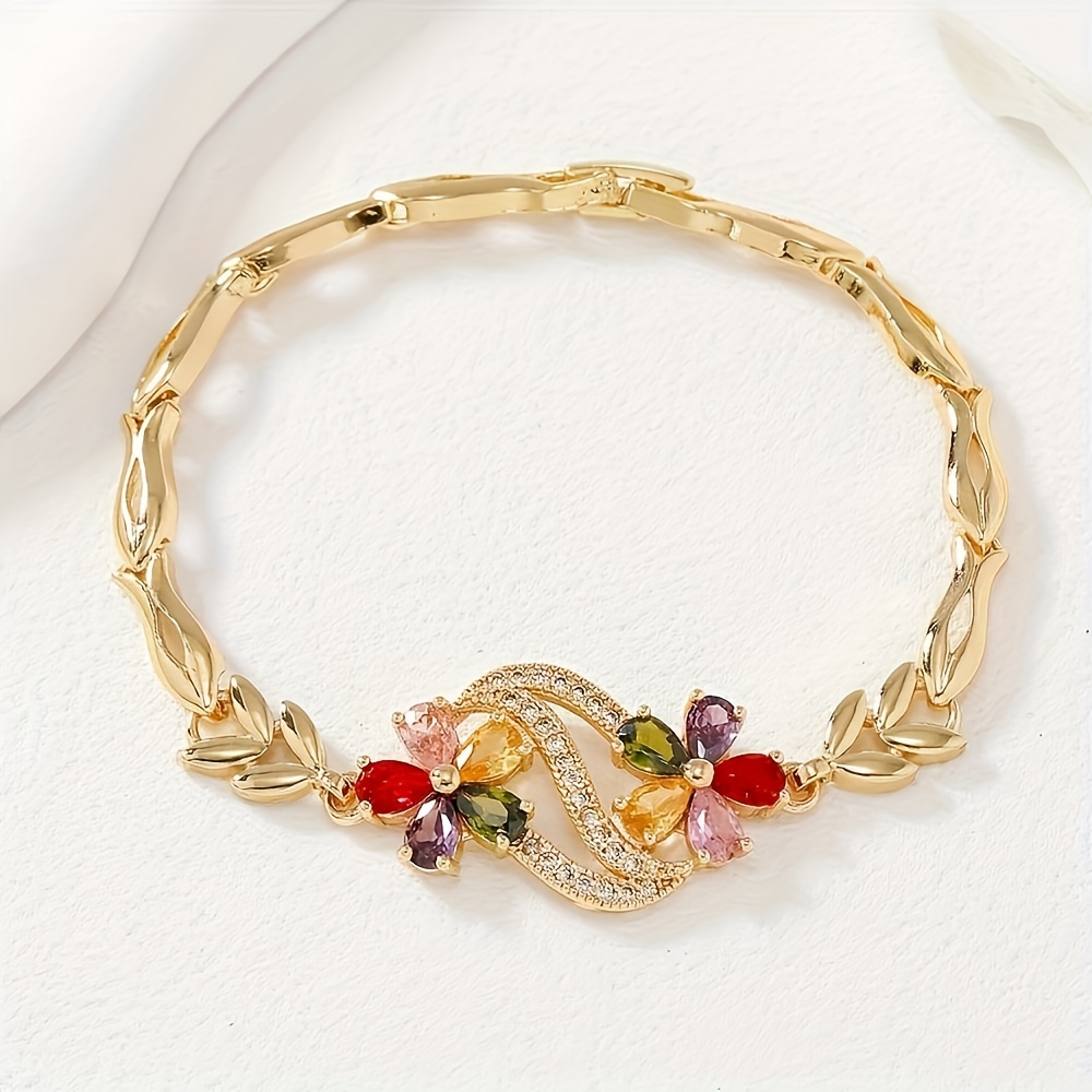 Elegant Flower-Encrusted Bracelet: A Touch of Luxury with Synthetic Zirconia And 18K Golden Plating