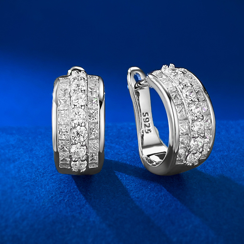 MIKAMU Jewelry Elegant S925 Silver Ear Studs - C-Shaped Ear Hoops in Minimalist and Chic Cold-Toned Style, Women's Fashion Accessories with Micro-Pavé Set Diamonds