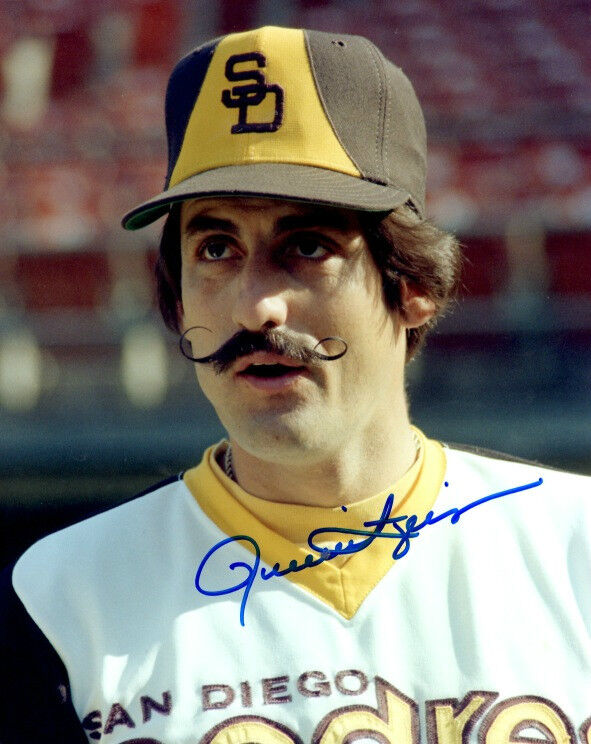 Signed 8x10 ROLLIE FINGERS San Diego Padres Autographed Photo Poster painting - COA