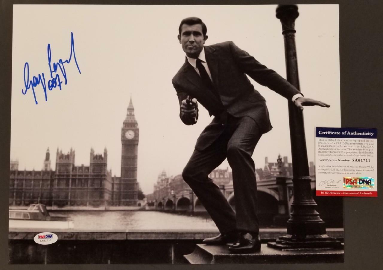 George Lazenby signed 007 James Bond 11x14 Photo Poster painting #1 Autograph (C) ~ PSA COA