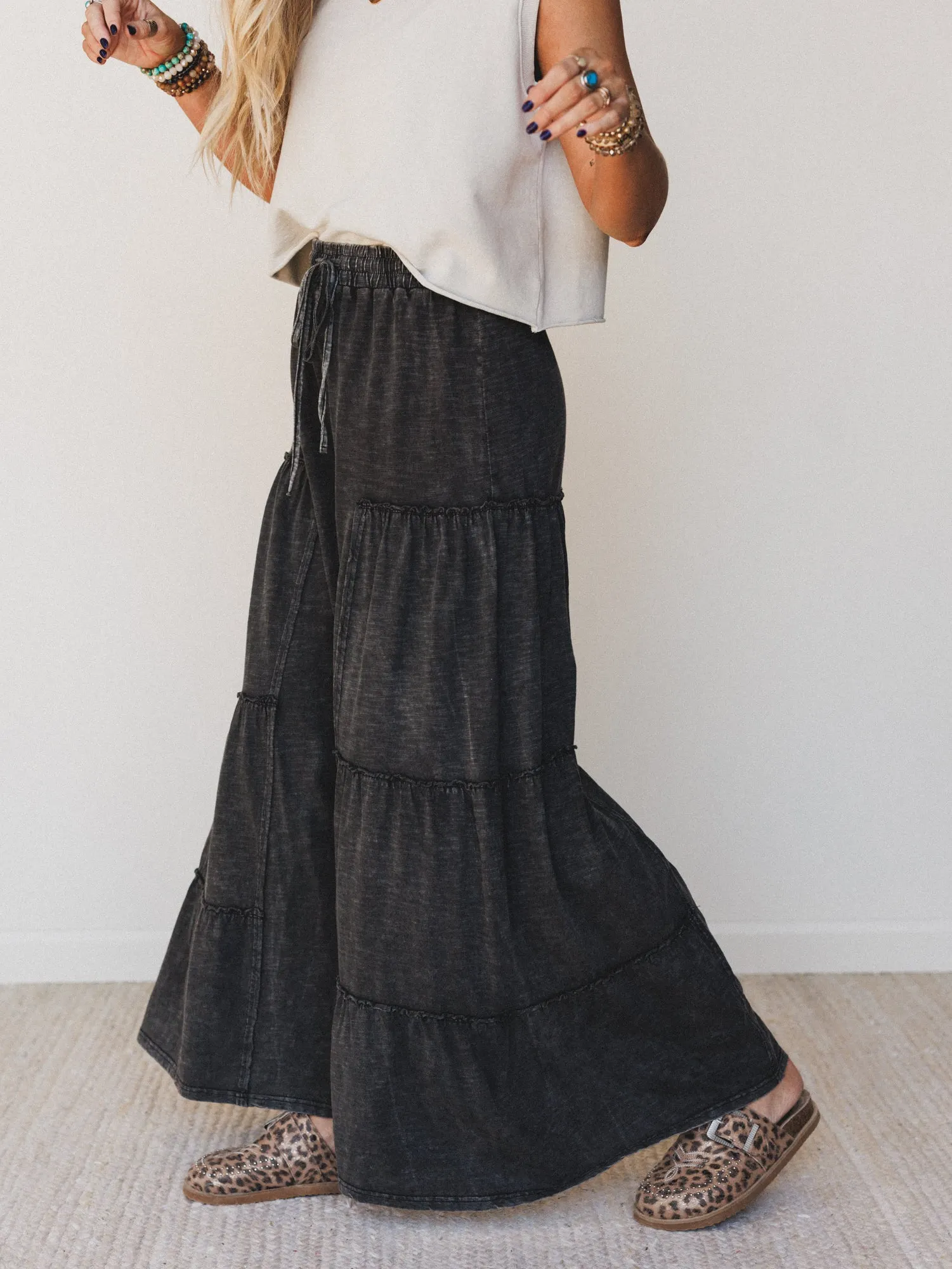 Everyday Adventure Tiered Pants - Black