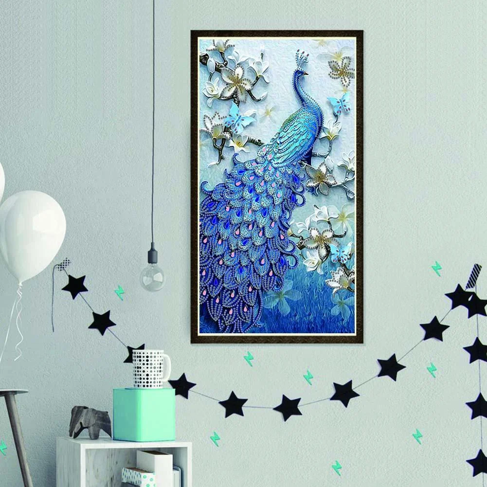 Diamond Painting - Special Shaped Drill - Noble peacock(30*50cm)