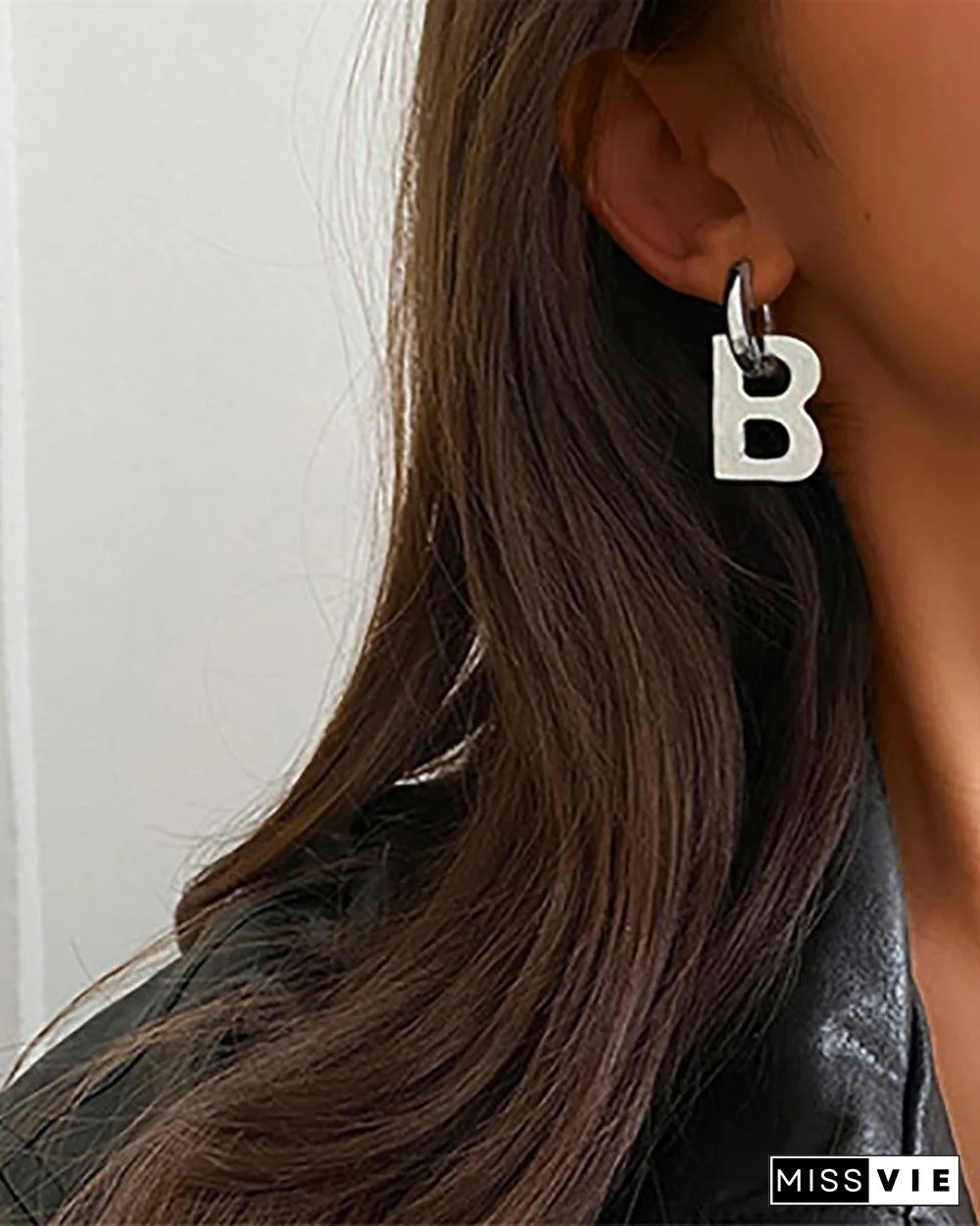 1Pair Simple Letter Pattern Hoop Earrings