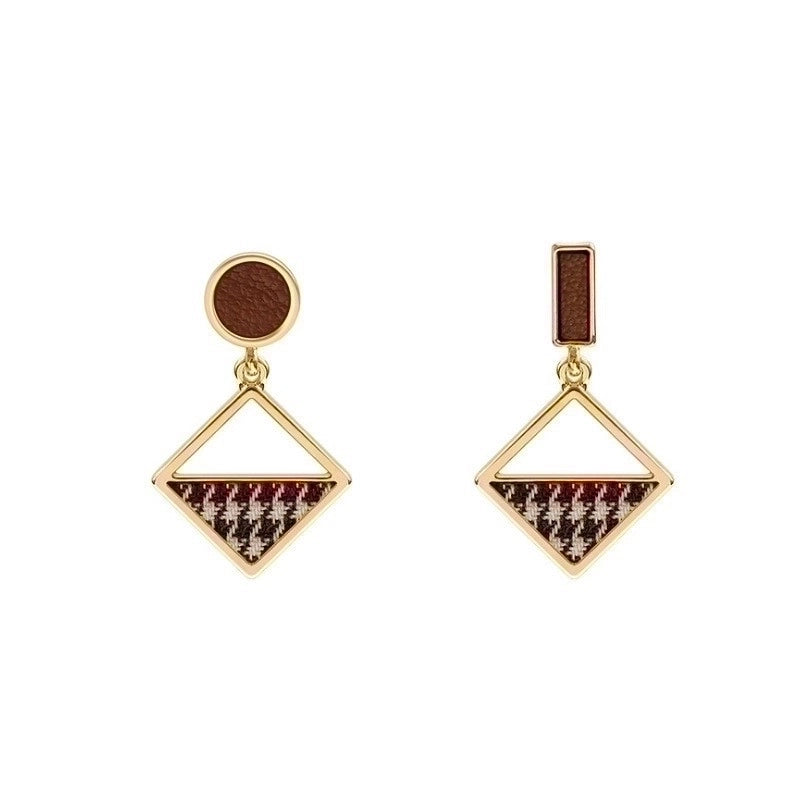 Lady Geometric Alloy Plating Artificial Pearls Women’s Earrings 1 Pair