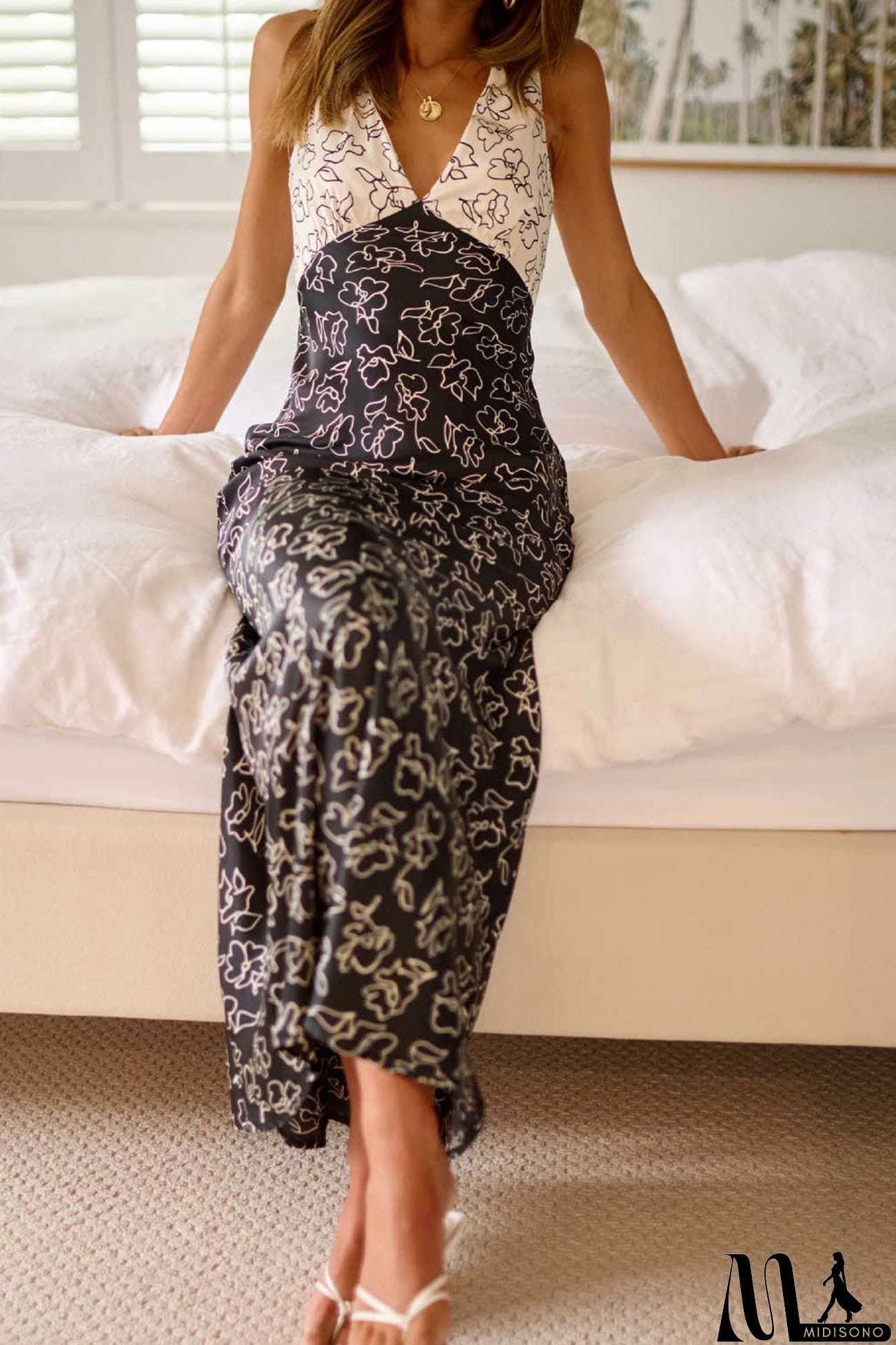 MidiSono - Contrast V Neck Floral Print Tie-back Dress