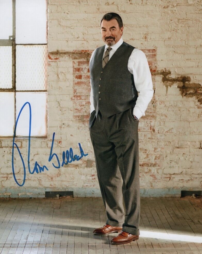 TOM SELLECK Signed Autographed Photo Poster painting