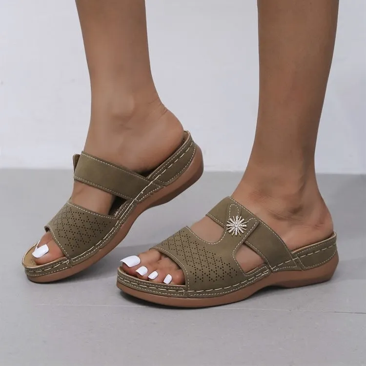 Women's Solid Color Hollow Mid-heel Platform Slippers