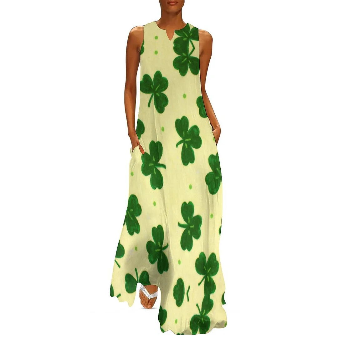 Style & Comfort for Mature Women Plus Size Printed Sleeveless Casual Women Maxi Dress with Pockets in Pattern St. Patrick's Day, Green, Clover, Lucky
