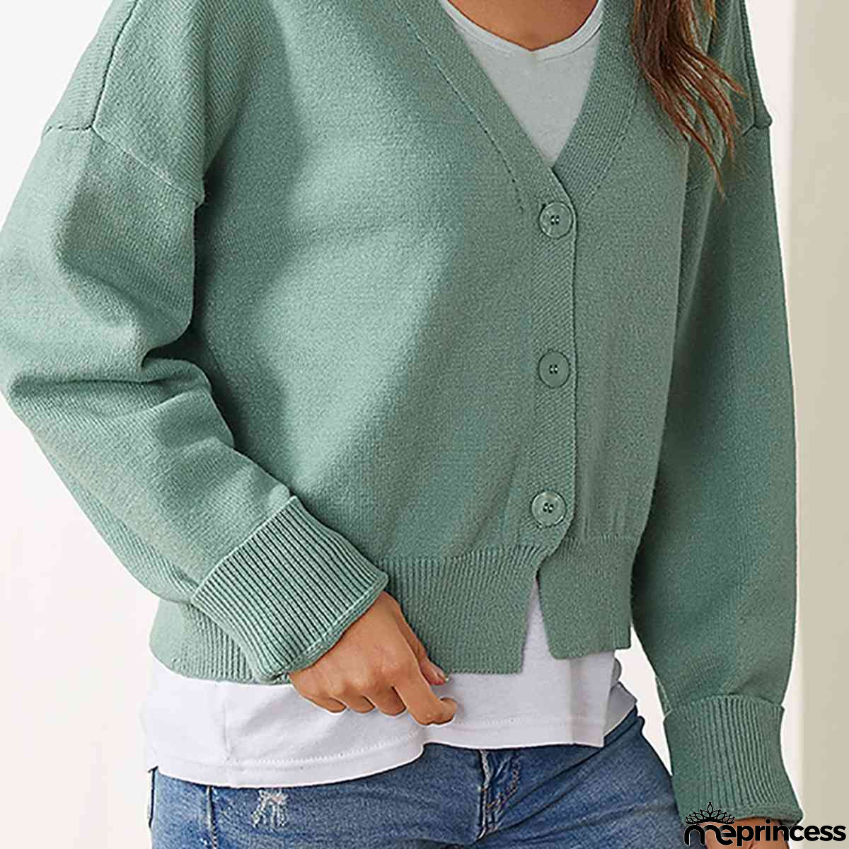 Trendy and Elegant Cardigan