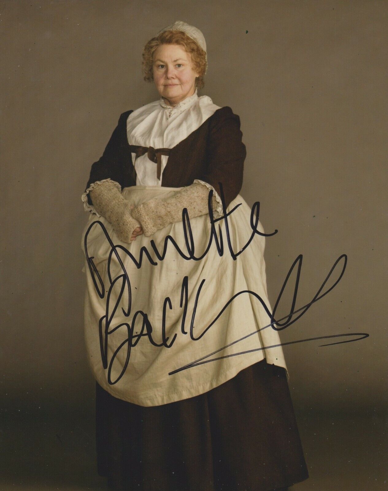 Annette Badland Signed Outlander 10x8 Photo Poster painting AFTAL