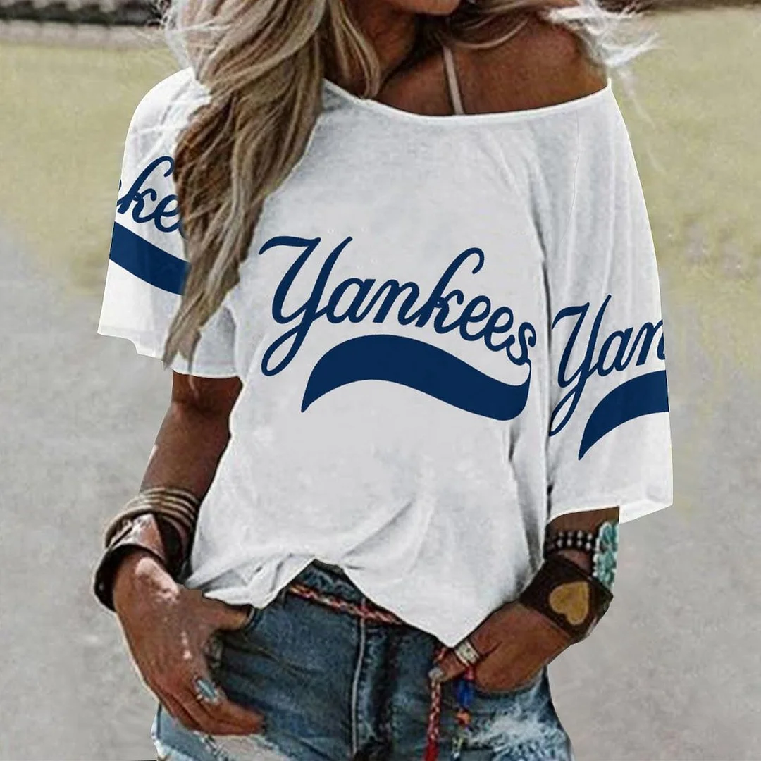 Shoulder Off  Loose Short Sleeve Casual T-shirt for Women Printed with Pattern ,Blue