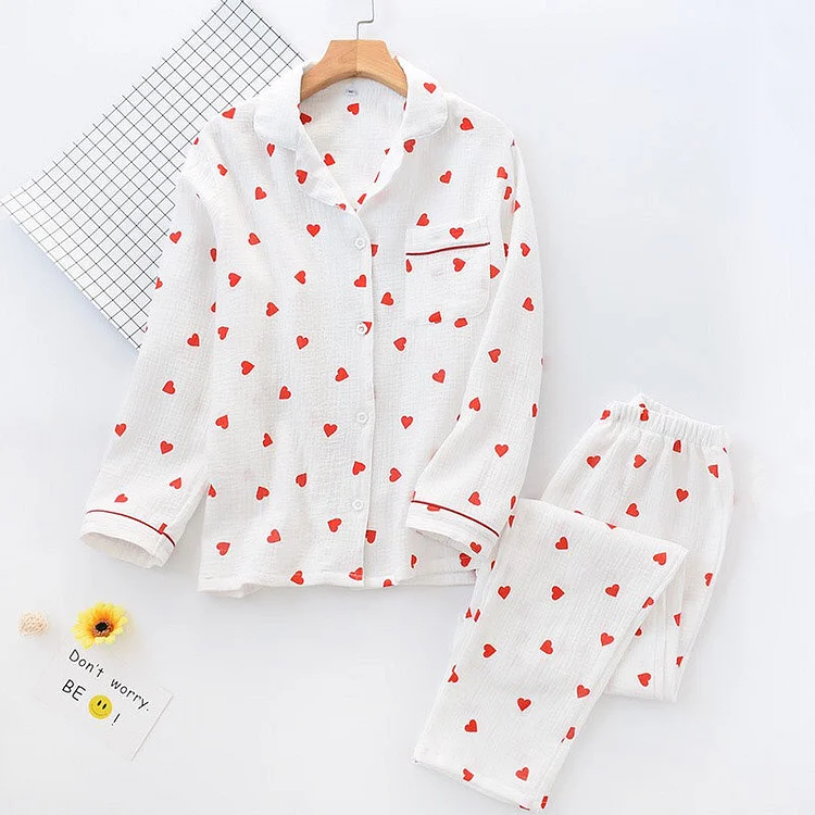 Kawaii Heart Printed Pajamas Set - Gotamochi Kawaii Shop, Kawaii Clothes