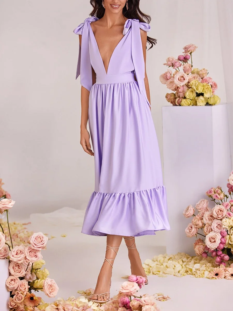 Deep V sleeveless A-line dress