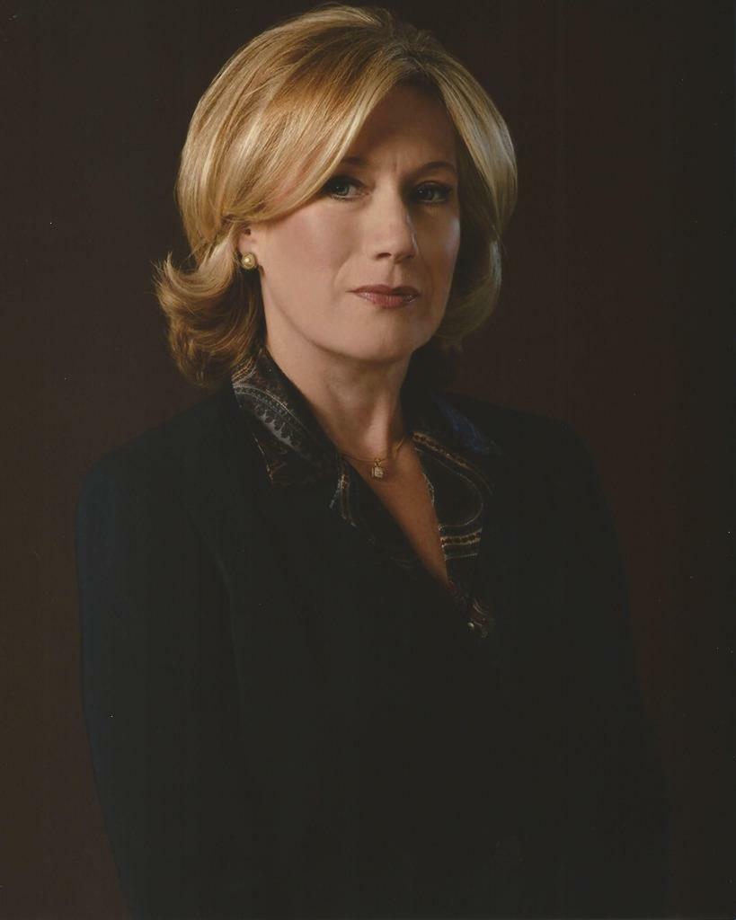 Jayne Atkinson 8x10 Picture Simply Stunning Photo Poster painting Gorgeous Celebrity #1