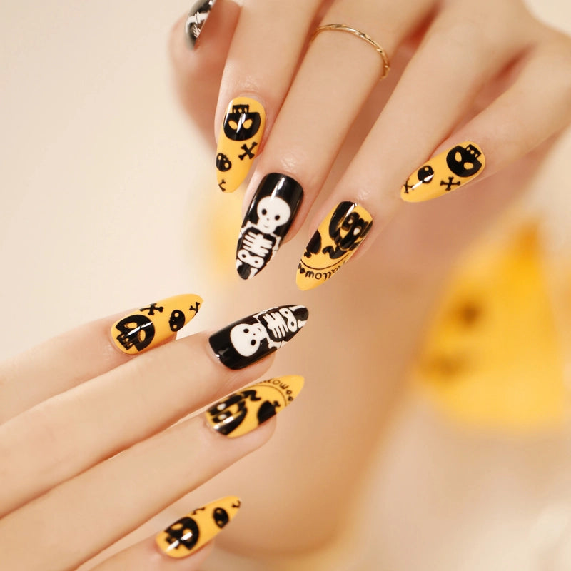 Halloween Cool Style Blood Stains Press-on Nails 1 Set