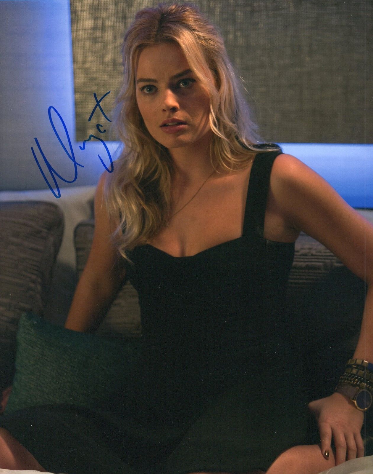 MARGOT ROBBIE AUTOGRAPHED SIGNED A4 PP POSTER Photo Poster painting PRINT 16