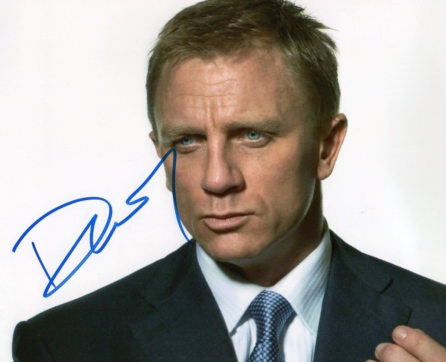 DANIEL CRAIG AUTOGRAPHED SIGNED A4 PP POSTER Photo Poster painting PRINT 3