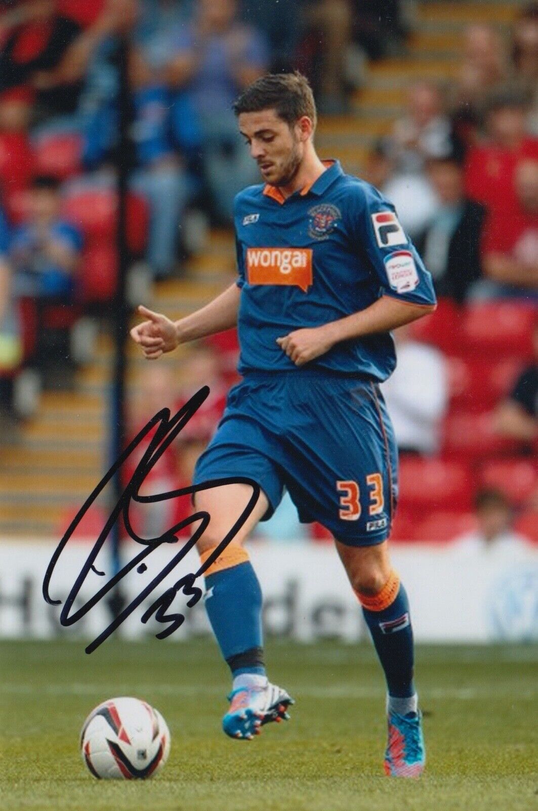 BOB HARRIS HAND SIGNED 6X4 Photo Poster painting - FOOTBALL AUTOGRAPH - BLACKPOOL.