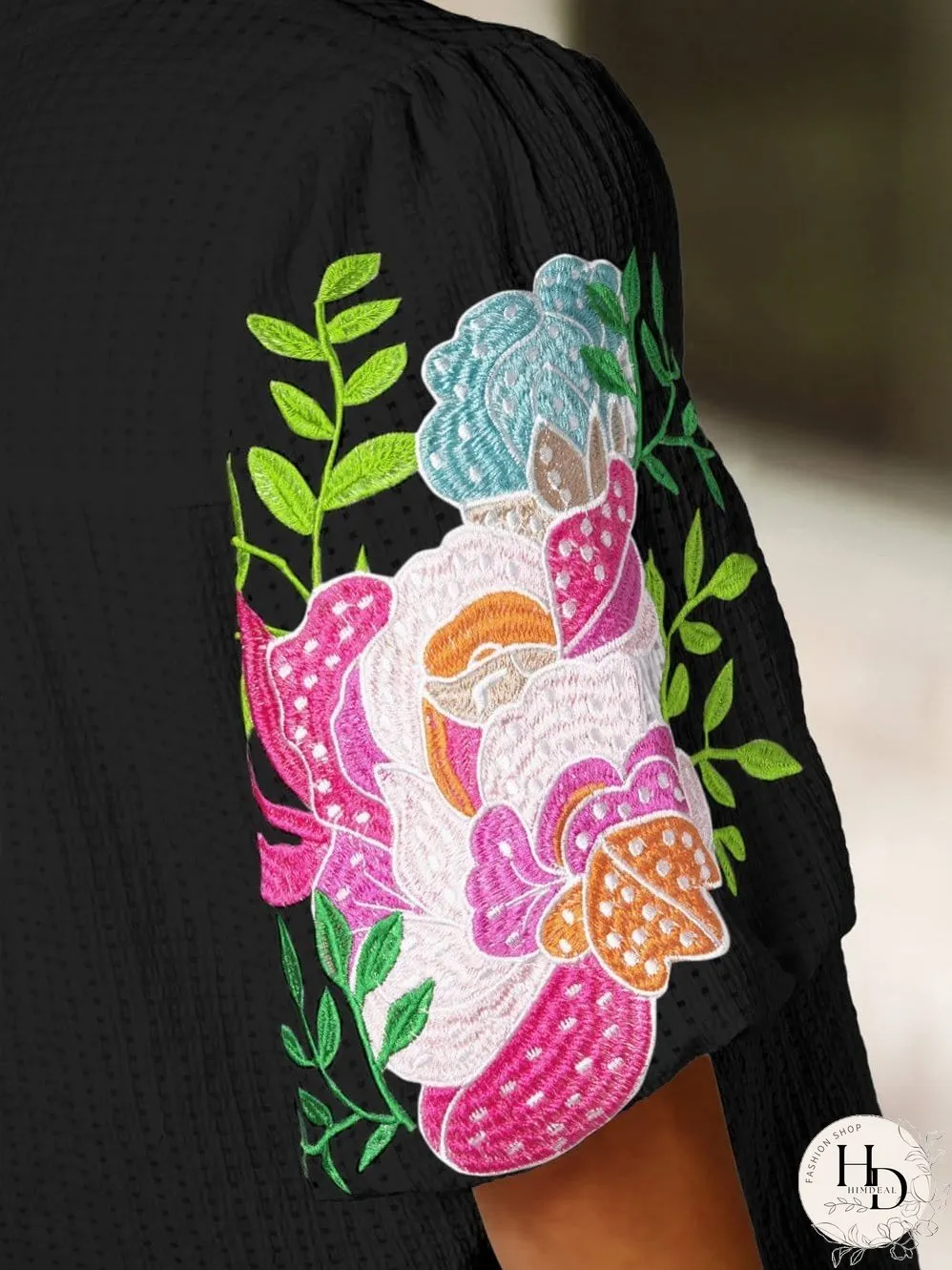 Elegant Black Floral Embroidered V-Neck Puff Sleeve Blouse