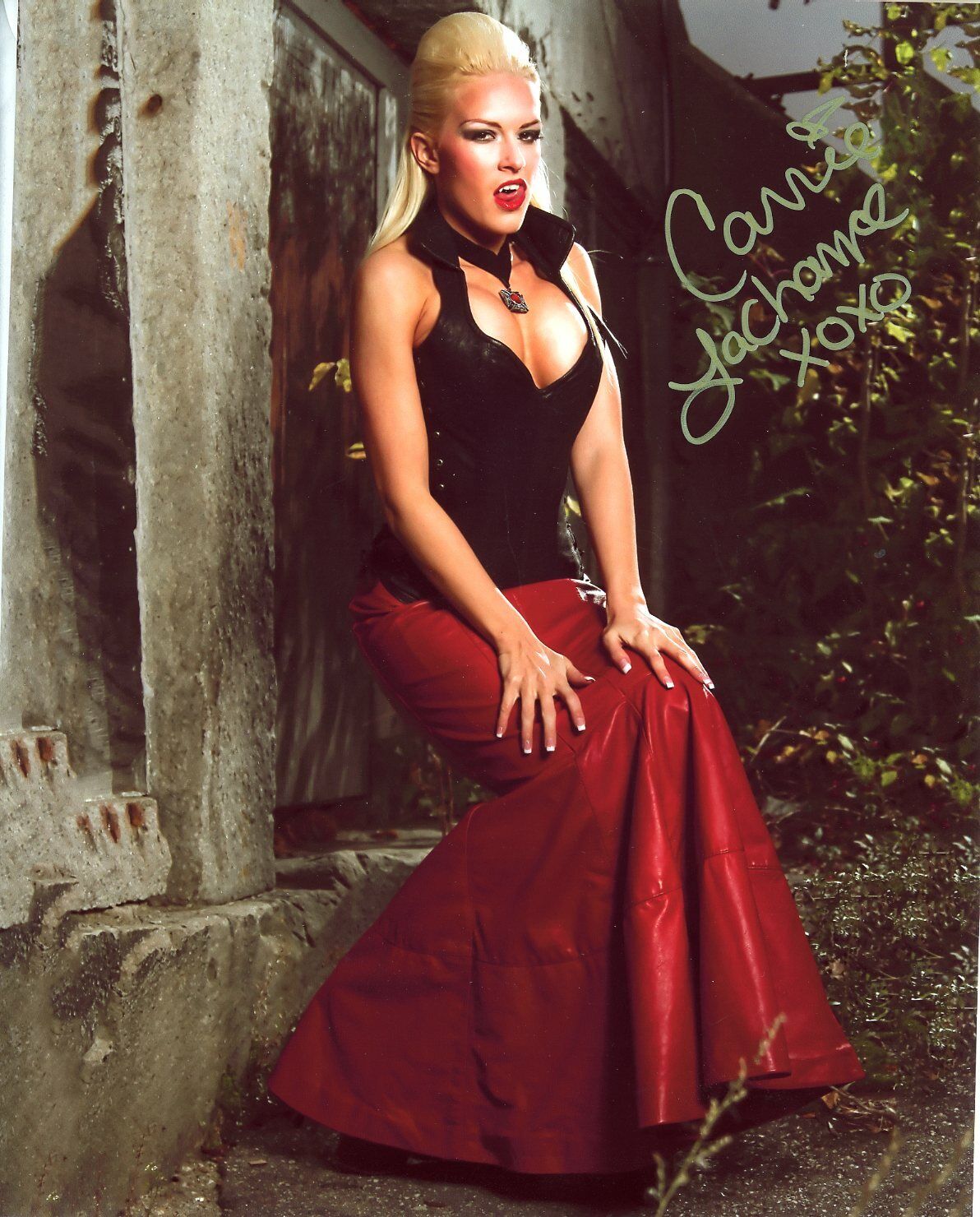 Carrie LaChance autographed 8x10S97