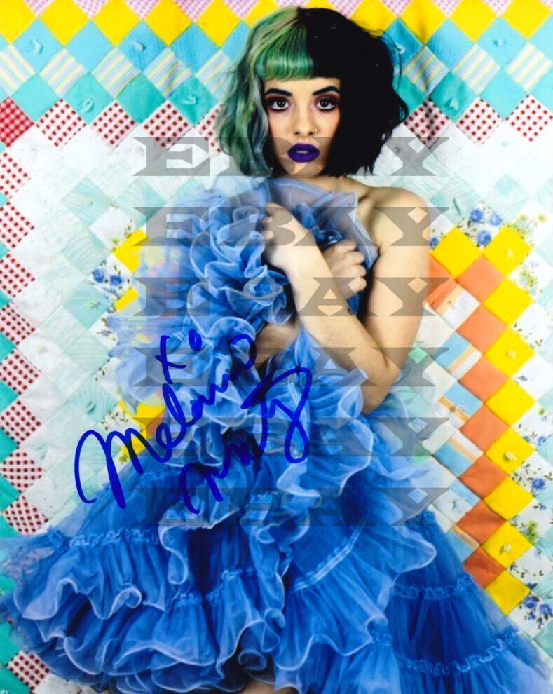 Melanie-Martinez Autographed Signed 8x10 Photo Poster painting Reprint