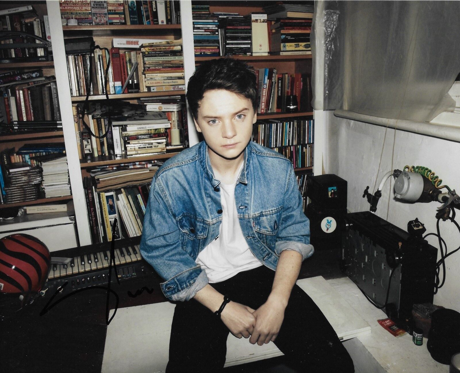 Conor Maynard REAL hand signed 8x10 promo Photo Poster painting UK singer MTV BRAND NEW #2