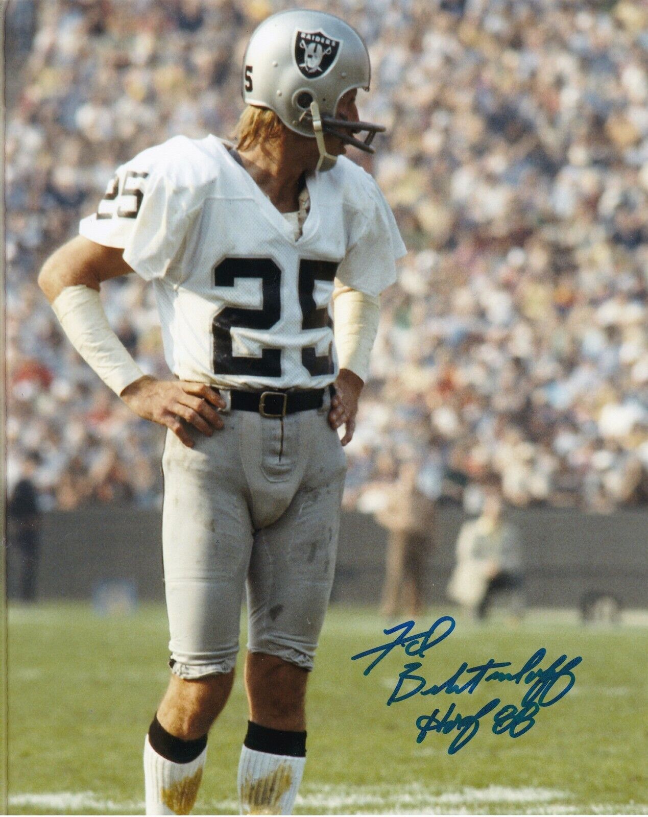 FRED BILETNIKOFF OAKLAND RAIDERS HOF 88 ACTION SIGNED 8x10