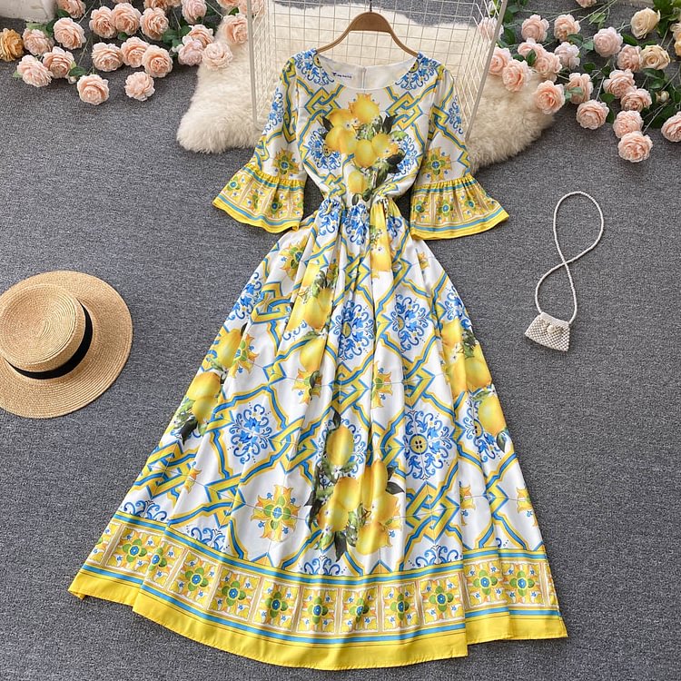 Lemon Vintage Printed Flare Sleeve Dress