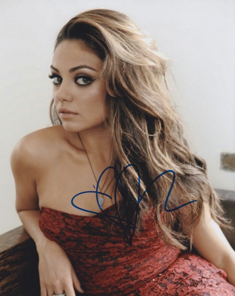 Mila Kunis signed authentic 8x10 Photo Poster painting COA