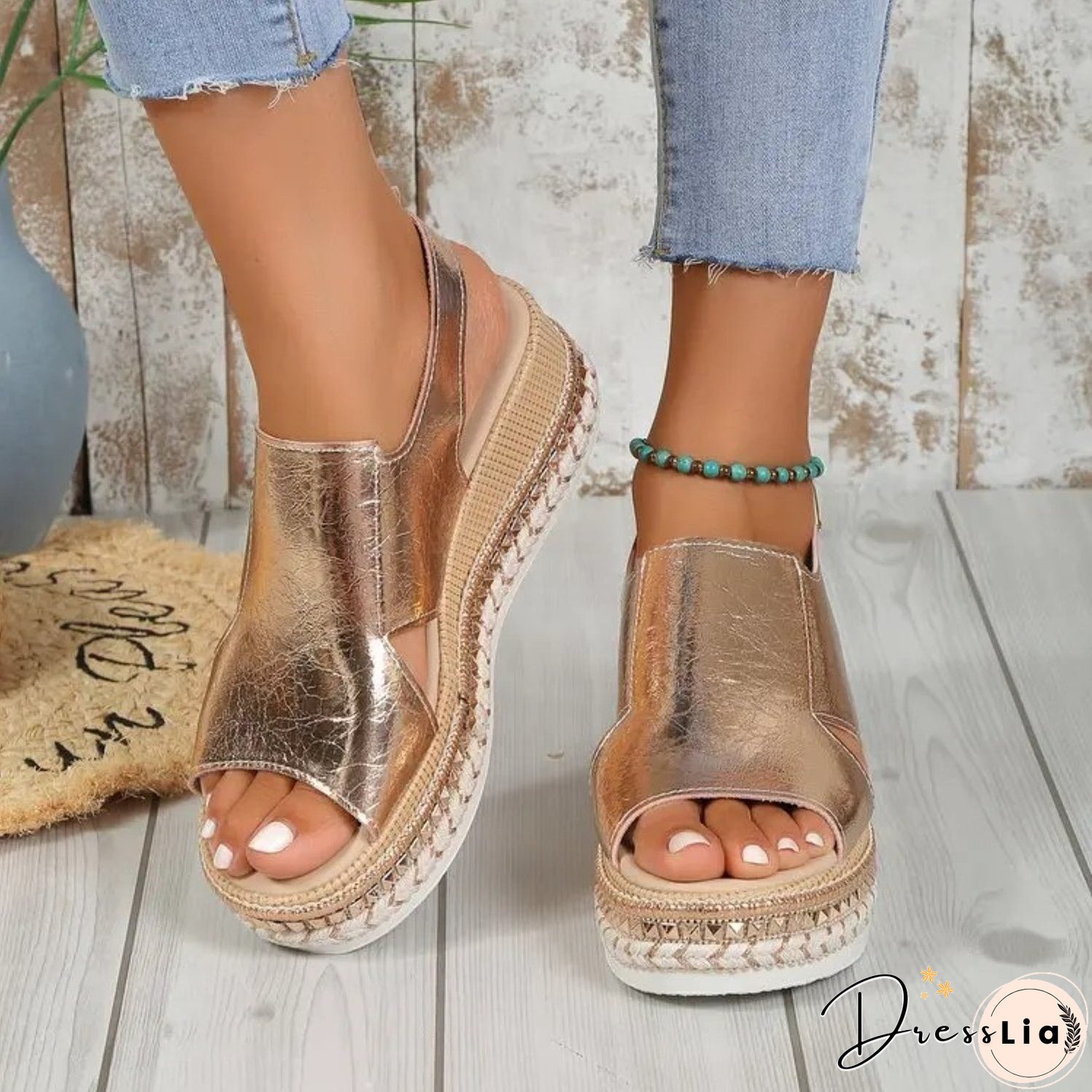 Comfortable and Stylish winter Sandals