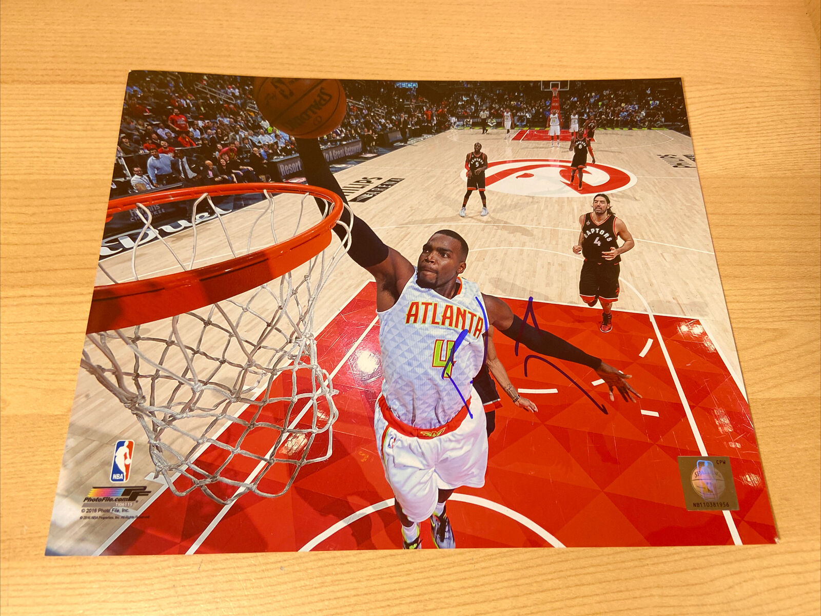 Paul Millsap Hawks Nuggets Autographed Signed 8X10 Photo Poster painting W/COA