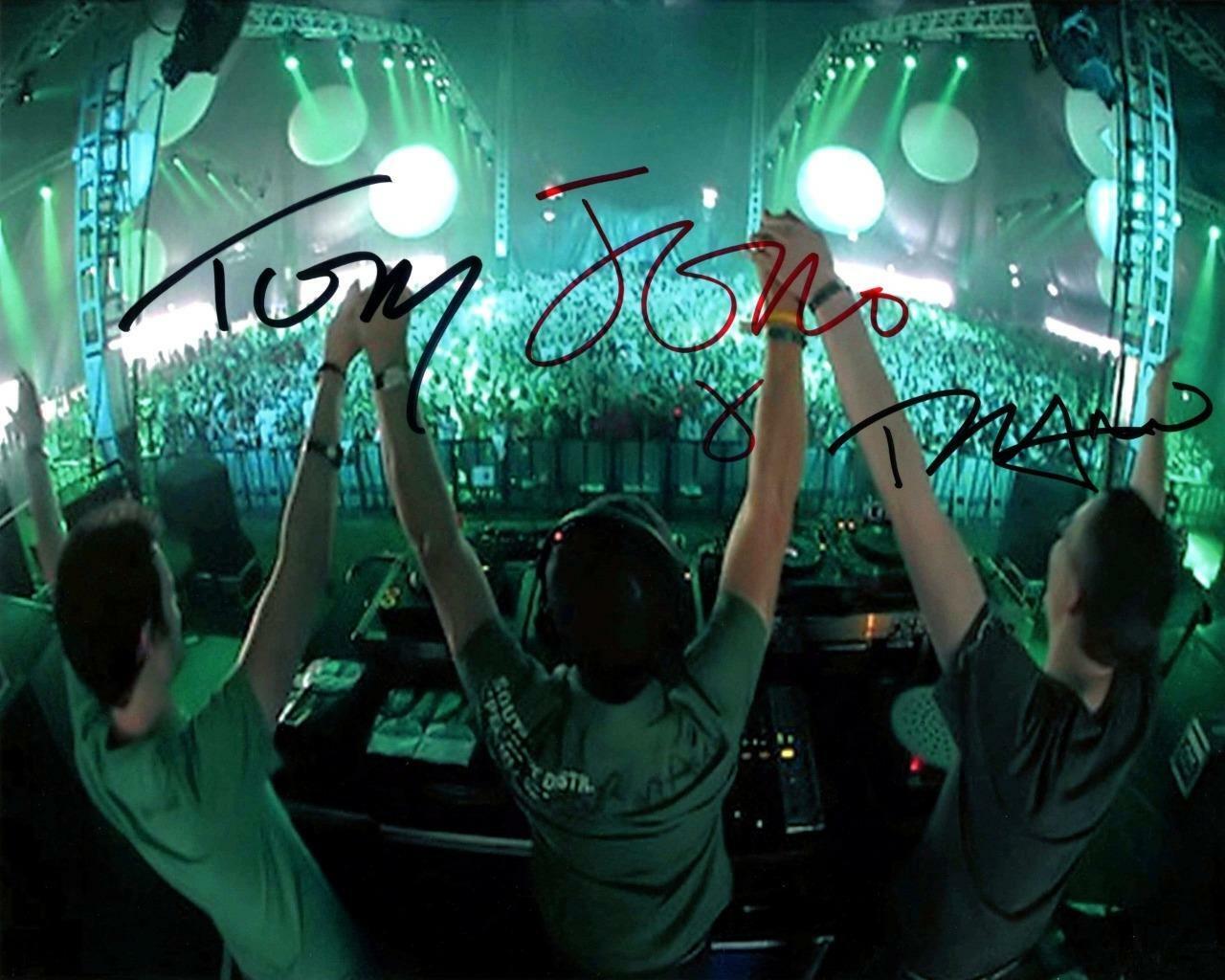 Above & Beyond SIGNED AUTOGRAPHED 10 X 8