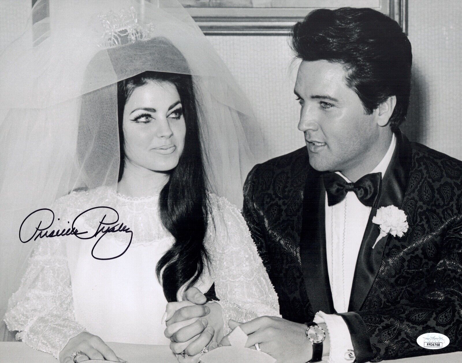 PRISCILLA PRESLEY Signed ELVIS WEDDING 11x14 Photo Poster painting IN PERSON Autograph JSA COA