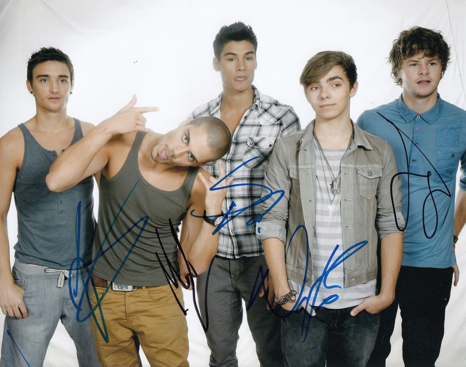 THE WANTED group signed MUSIC 8X10 Photo Poster painting W/COA *CHASING THE SUN* MAX GEORGE #2