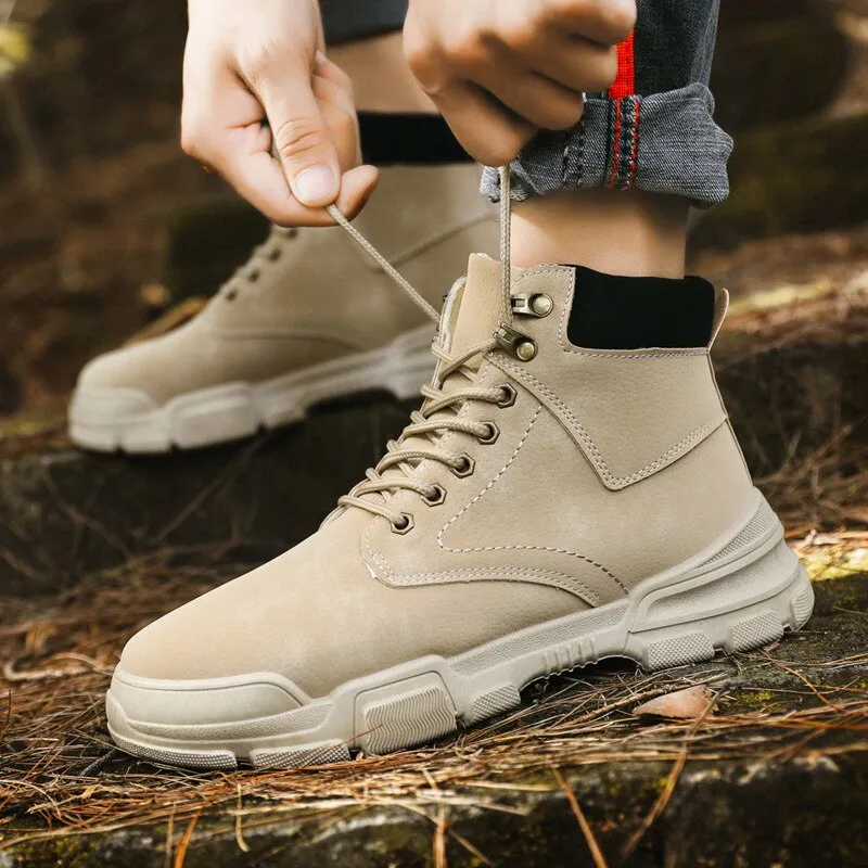 2021 New Fashion Men Boots  Shoes Male Shoes Man Outdoor Comfy Classic Men Casual Boots