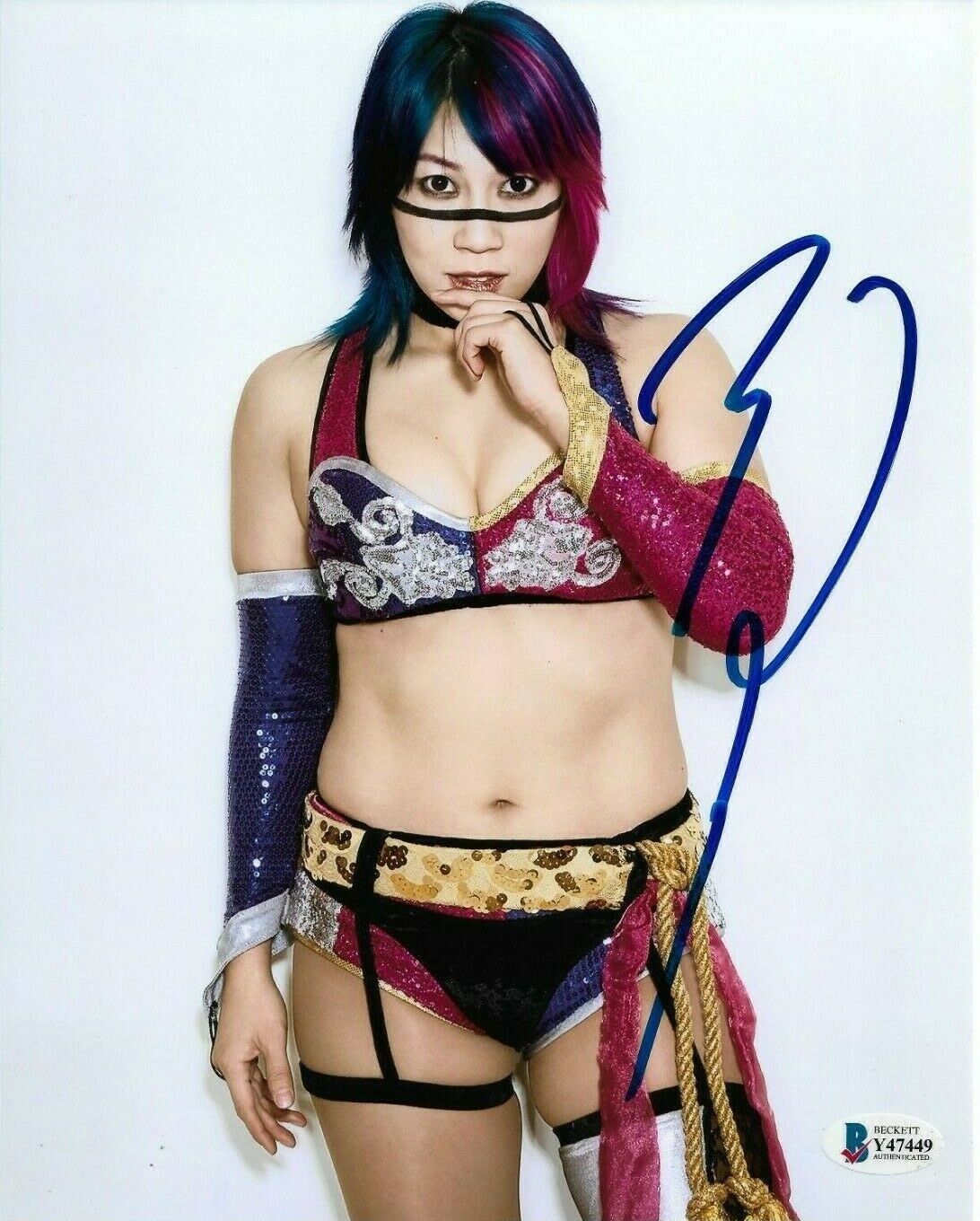 WWE ASUKA HAND SIGNED AUTOGRAPHED 8X10 Photo Poster painting WITH PROOF AND BECKETT COA 32